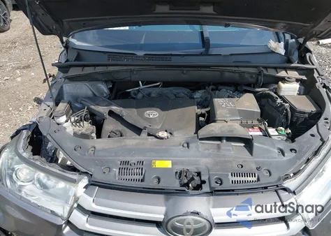 2019 Toyota Highlander Le z USA, uszkodzony, nr VIN 5TDBZRFH8KS917753